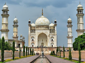bibi ka maqbara